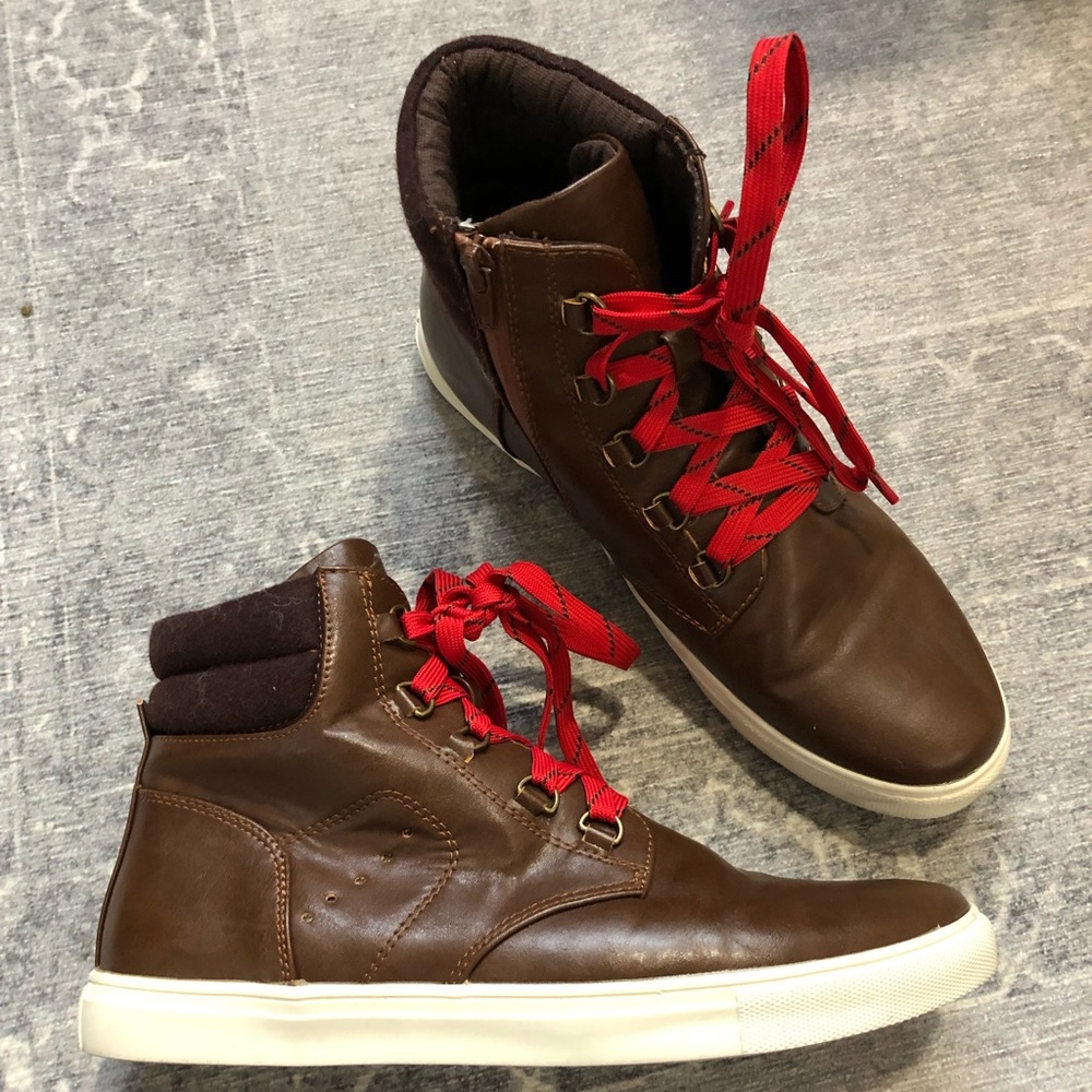 Steve Madden Brown Leather Boots